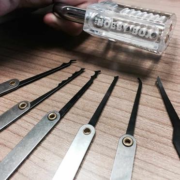 Help!!!! I just got my first lockpick set and I cannot get the